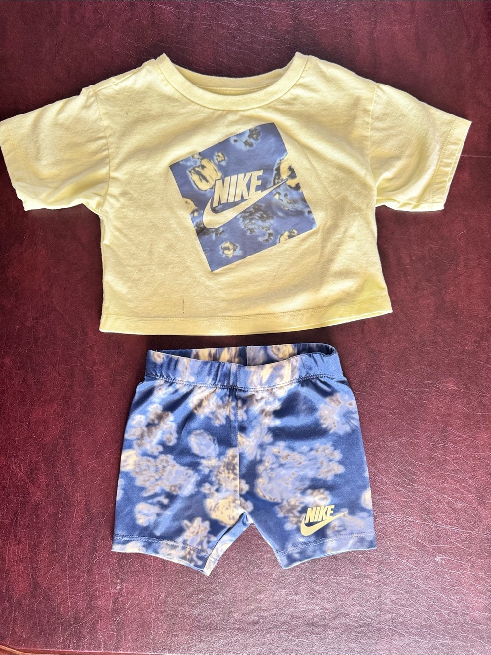 Girls Nike Tie-Dye 2-Piece Set – 2T